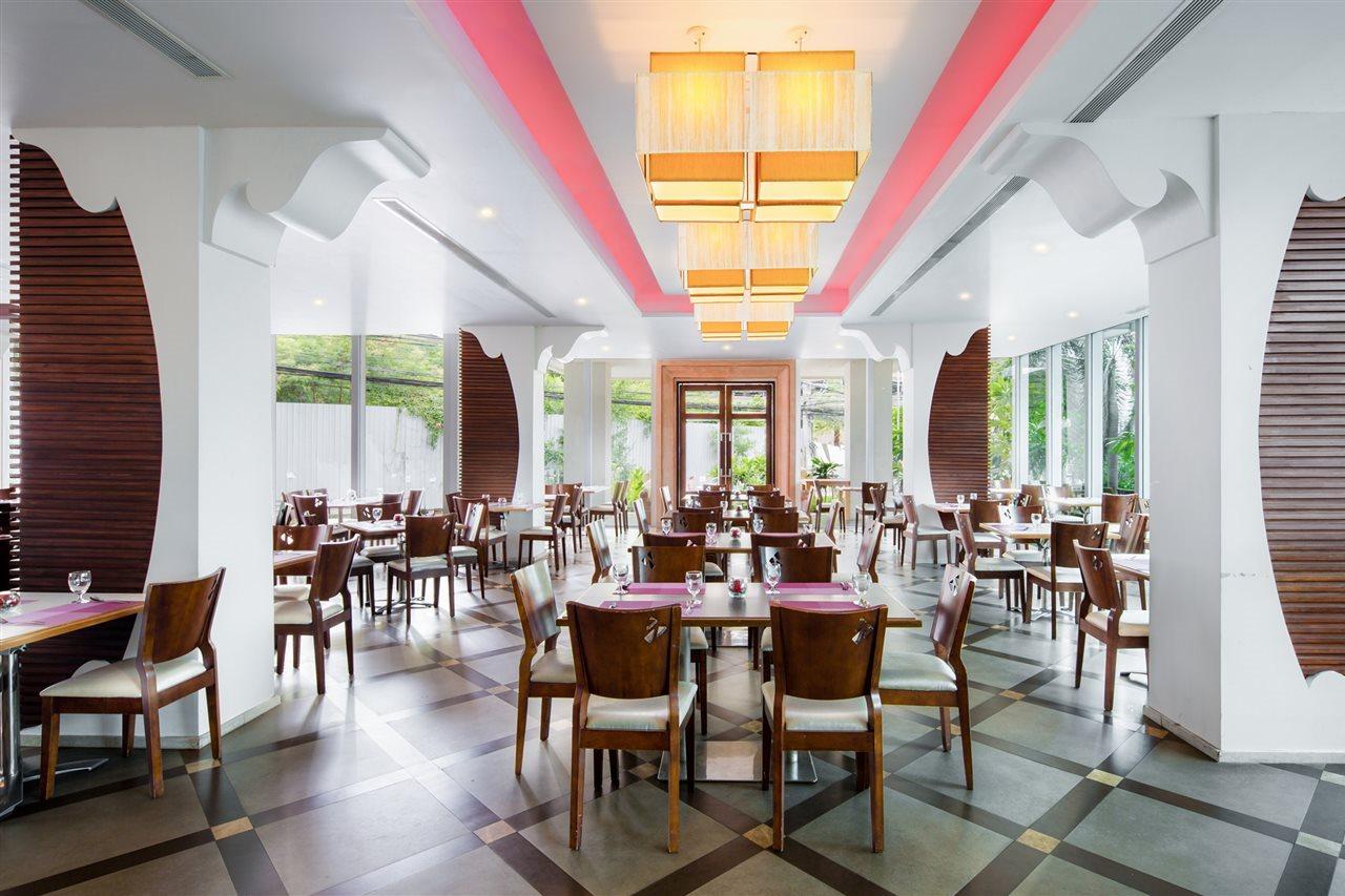 Aiyara Grand Hotel Pattaya Luaran gambar