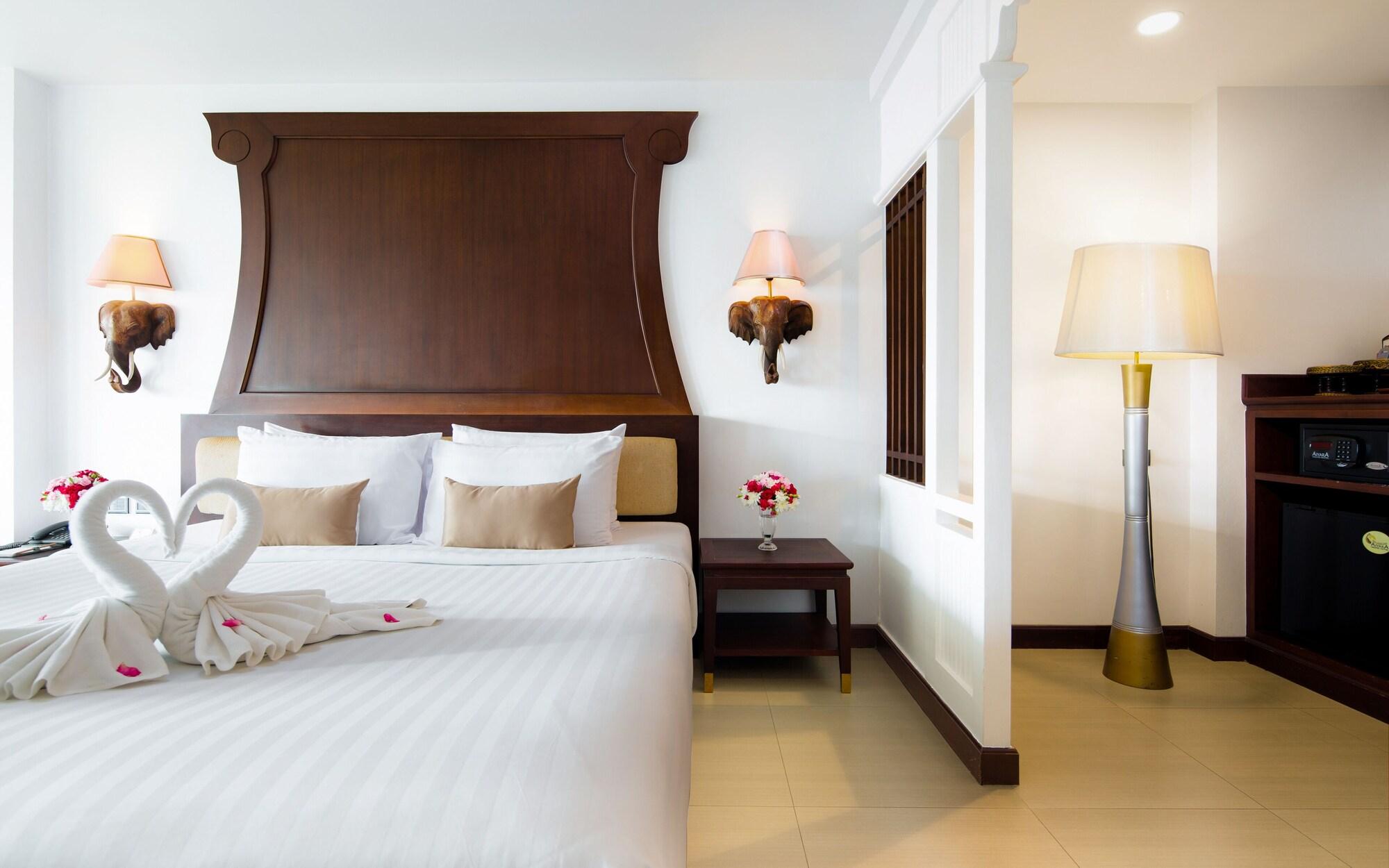 Aiyara Grand Hotel Pattaya Luaran gambar