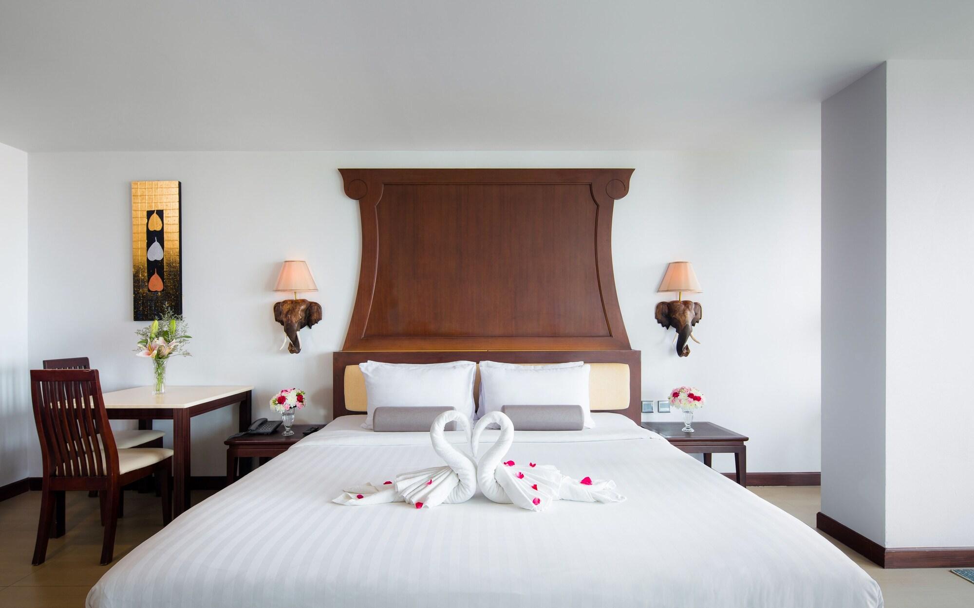 Aiyara Grand Hotel Pattaya Luaran gambar