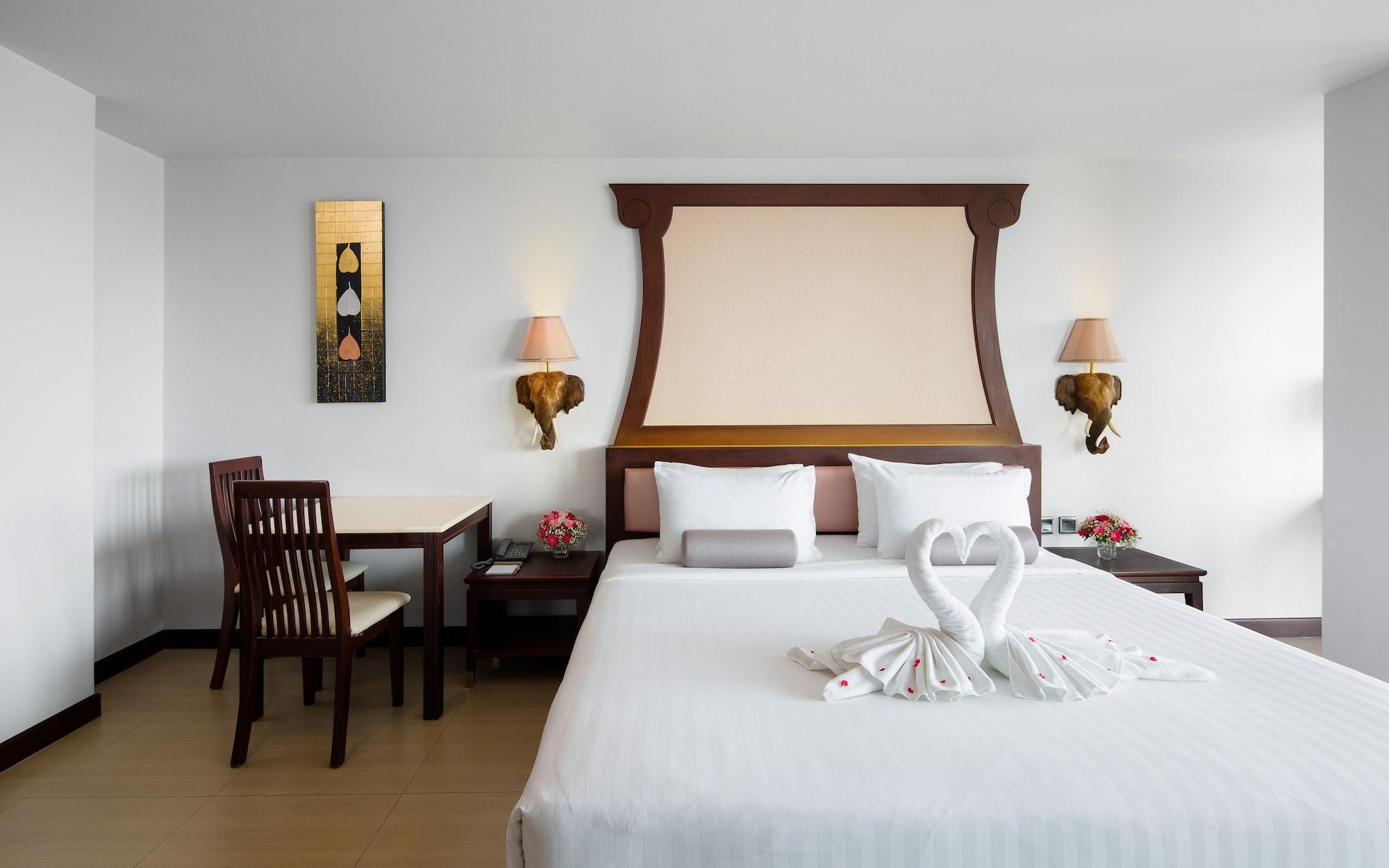 Aiyara Grand Hotel Pattaya Luaran gambar
