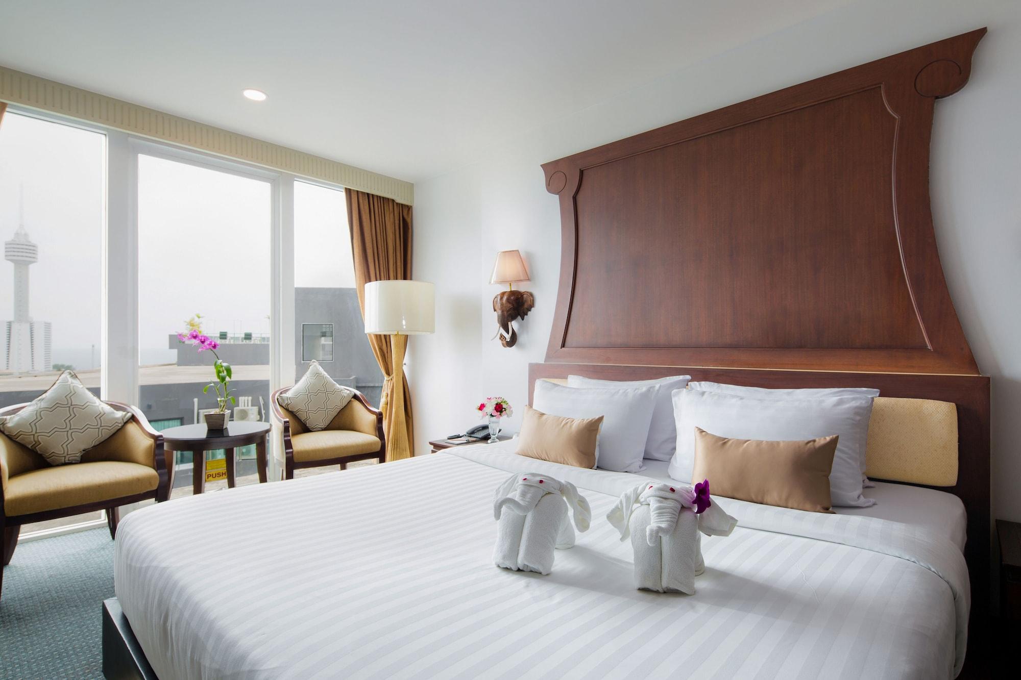 Aiyara Grand Hotel Pattaya Luaran gambar