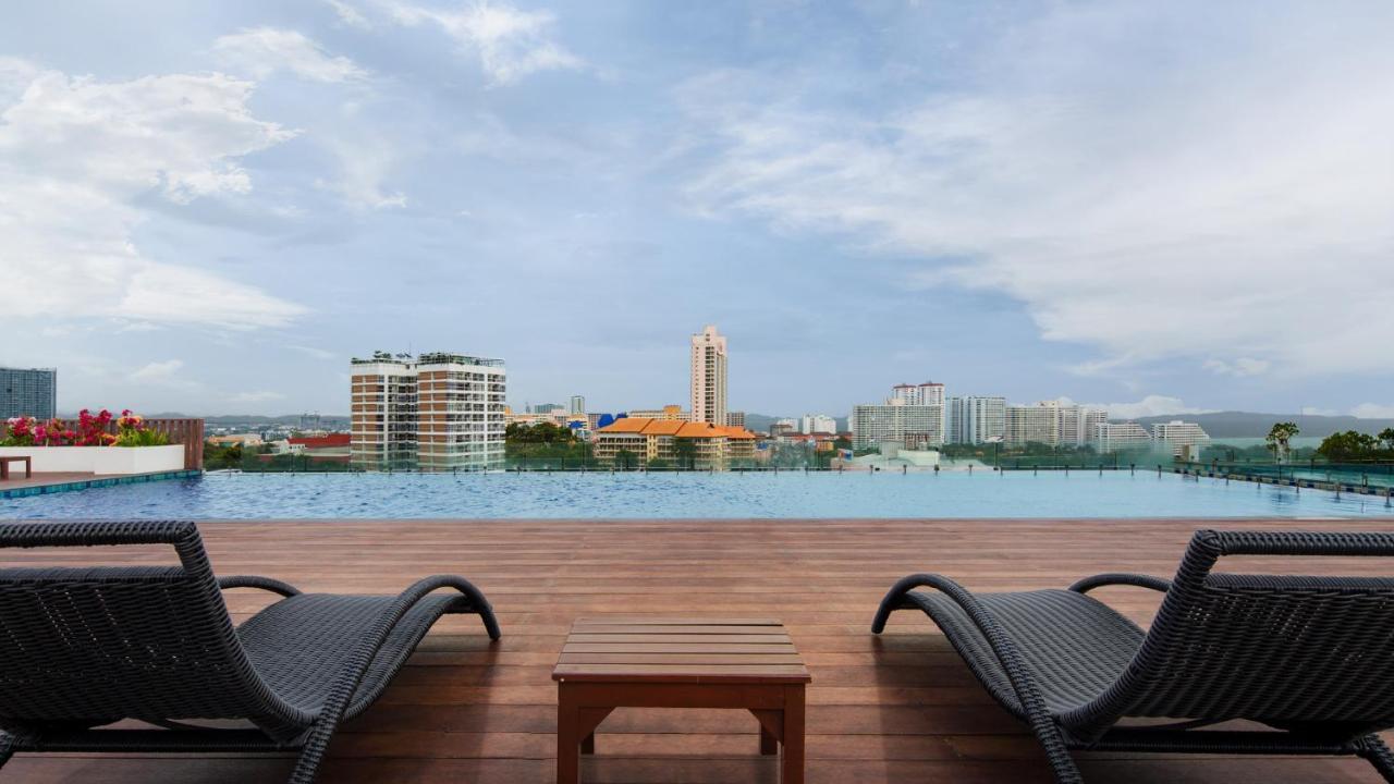 Aiyara Grand Hotel Pattaya Luaran gambar