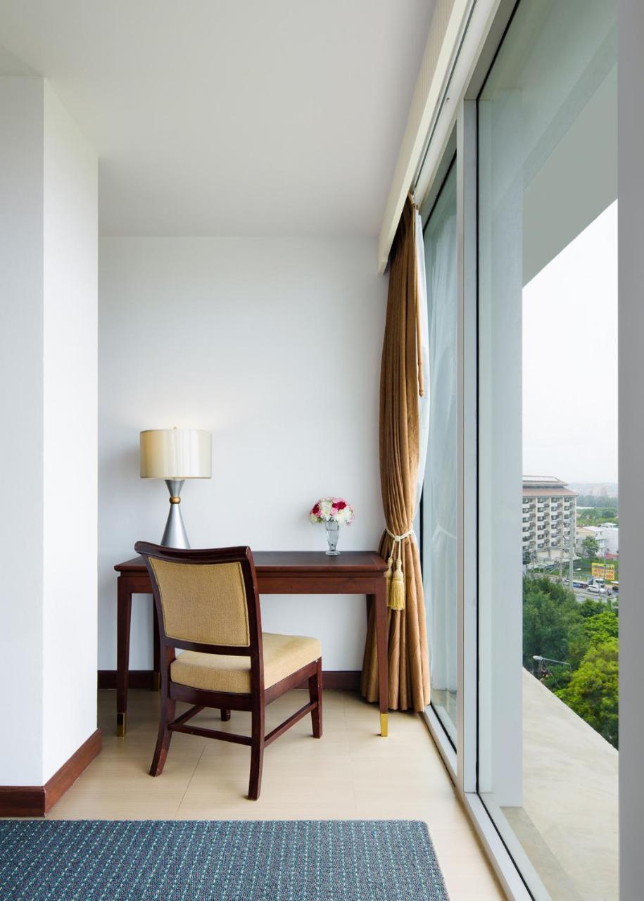 Aiyara Grand Hotel Pattaya Luaran gambar