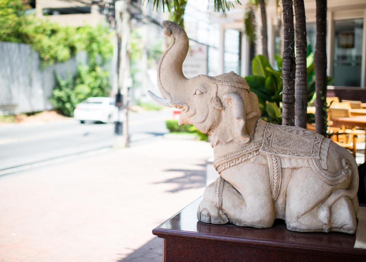 Aiyara Grand Hotel Pattaya Luaran gambar